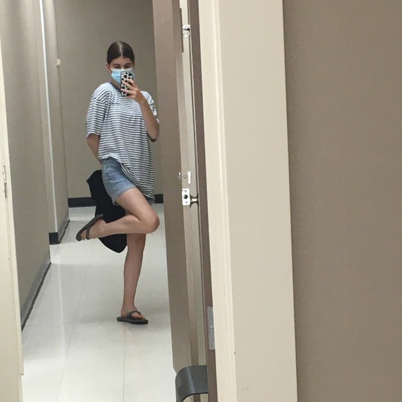 Meet your Posher, Sandrine - Picture 1 of 1